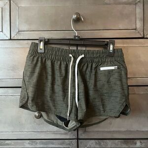 Vuori Clementine Short 2.5”, M